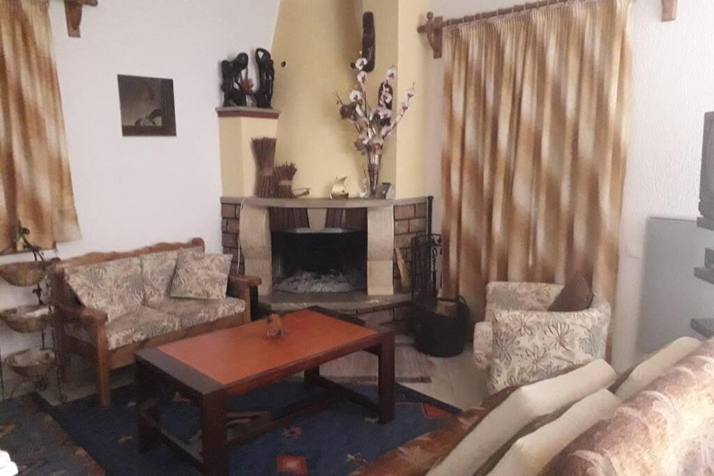 Apartmán Efis House Kalívia Exteriér fotografie